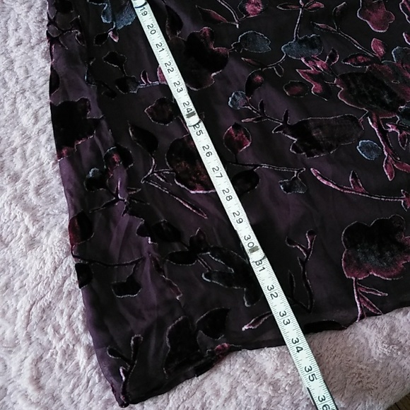 HALO đź’– Velvet Burn Out Dress - Picture 6 of 12